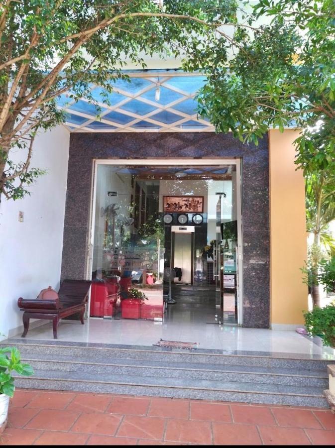 Phuong Huy Hotel บวนมาถวต ภายนอก รูปภาพ