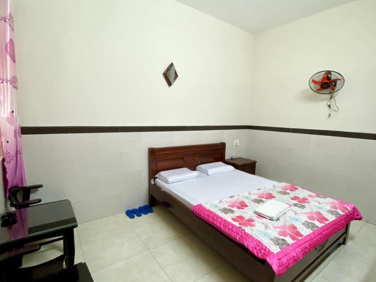 Phuong Huy Hotel บวนมาถวต ภายนอก รูปภาพ