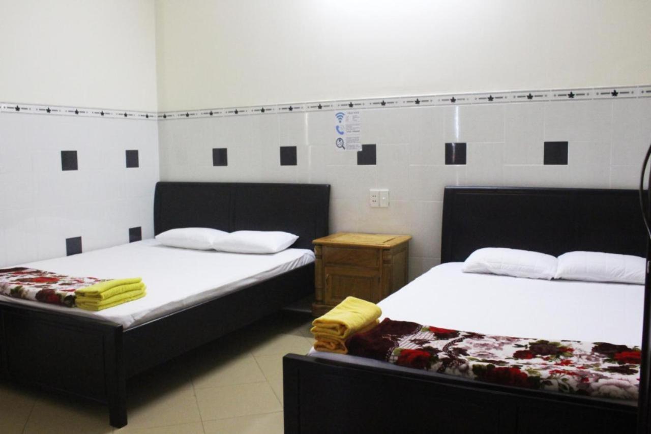 Phuong Huy Hotel บวนมาถวต ภายนอก รูปภาพ