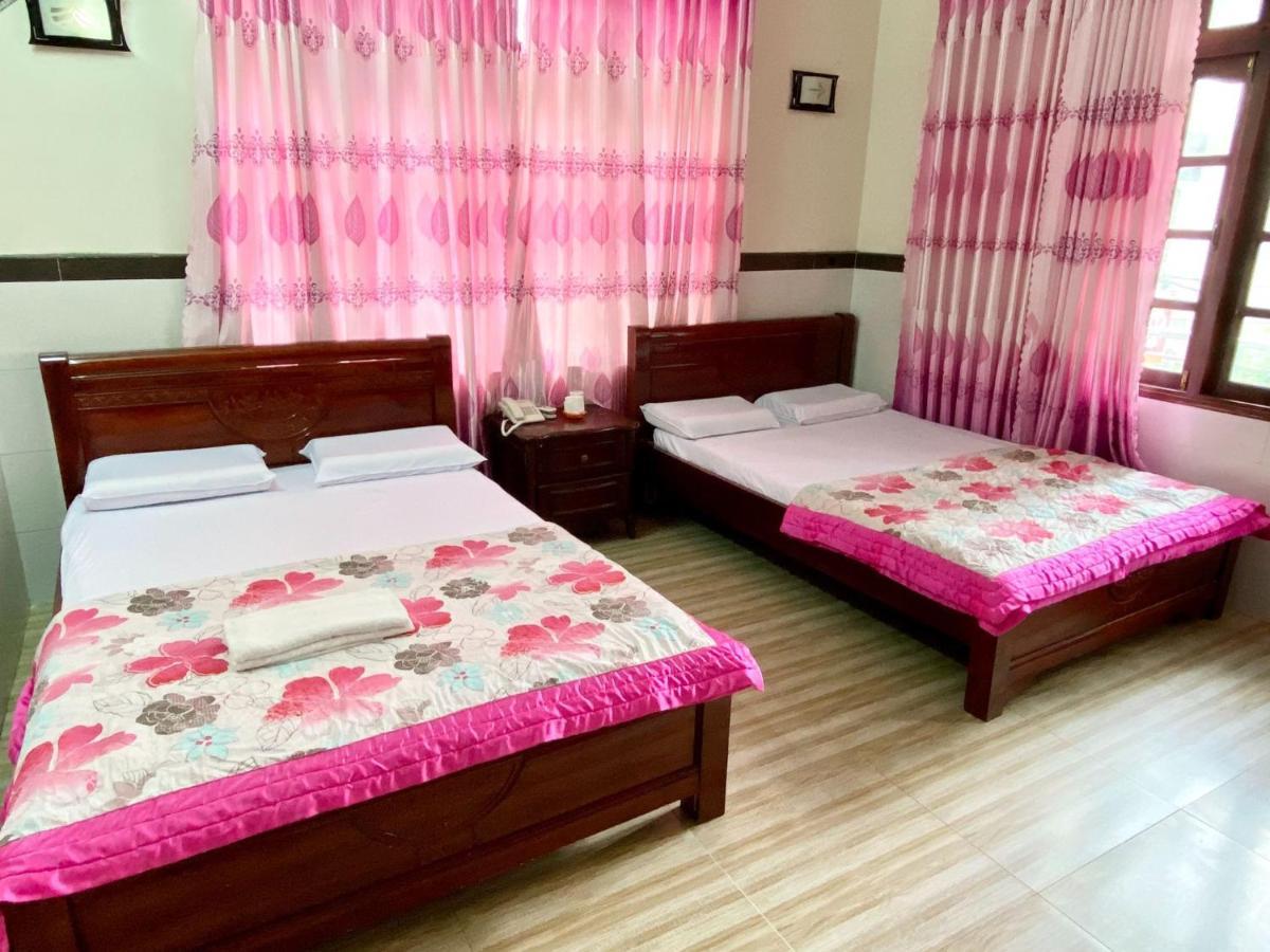 Phuong Huy Hotel บวนมาถวต ภายนอก รูปภาพ